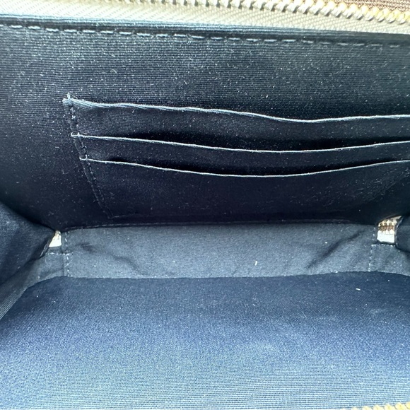 Like new! Kate Spade double zip crossbody bag - Picture 9 of 9